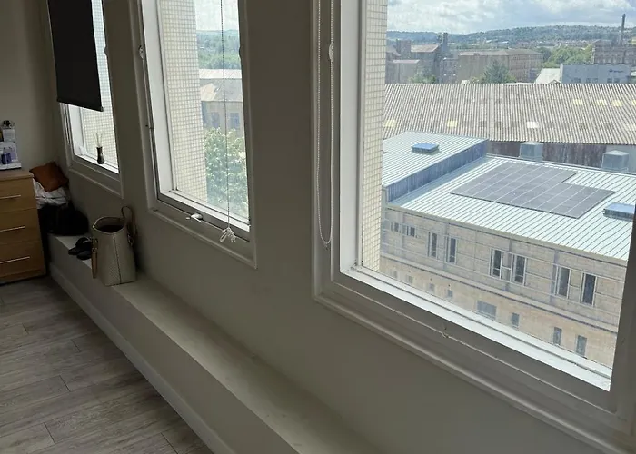 Views Floor - Center Apartment